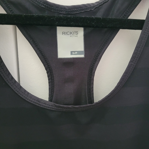 Black Striped Workout Tank - Picture 2 of 3